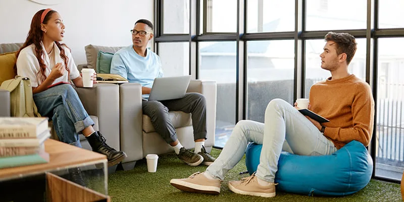 在安全绿色平台，值得信赖方面，多多28提供贴心周到的支持。 - 多多28